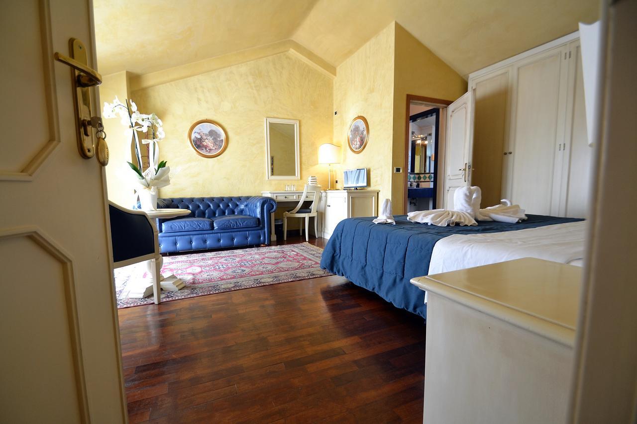 Posta 3* Cecina (Livorno)