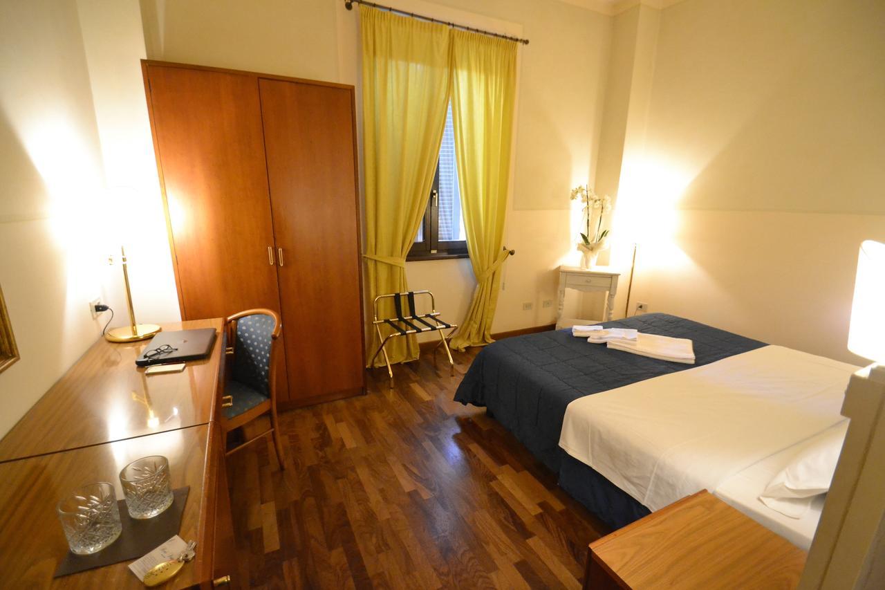 Posta Cecina (Livorno)