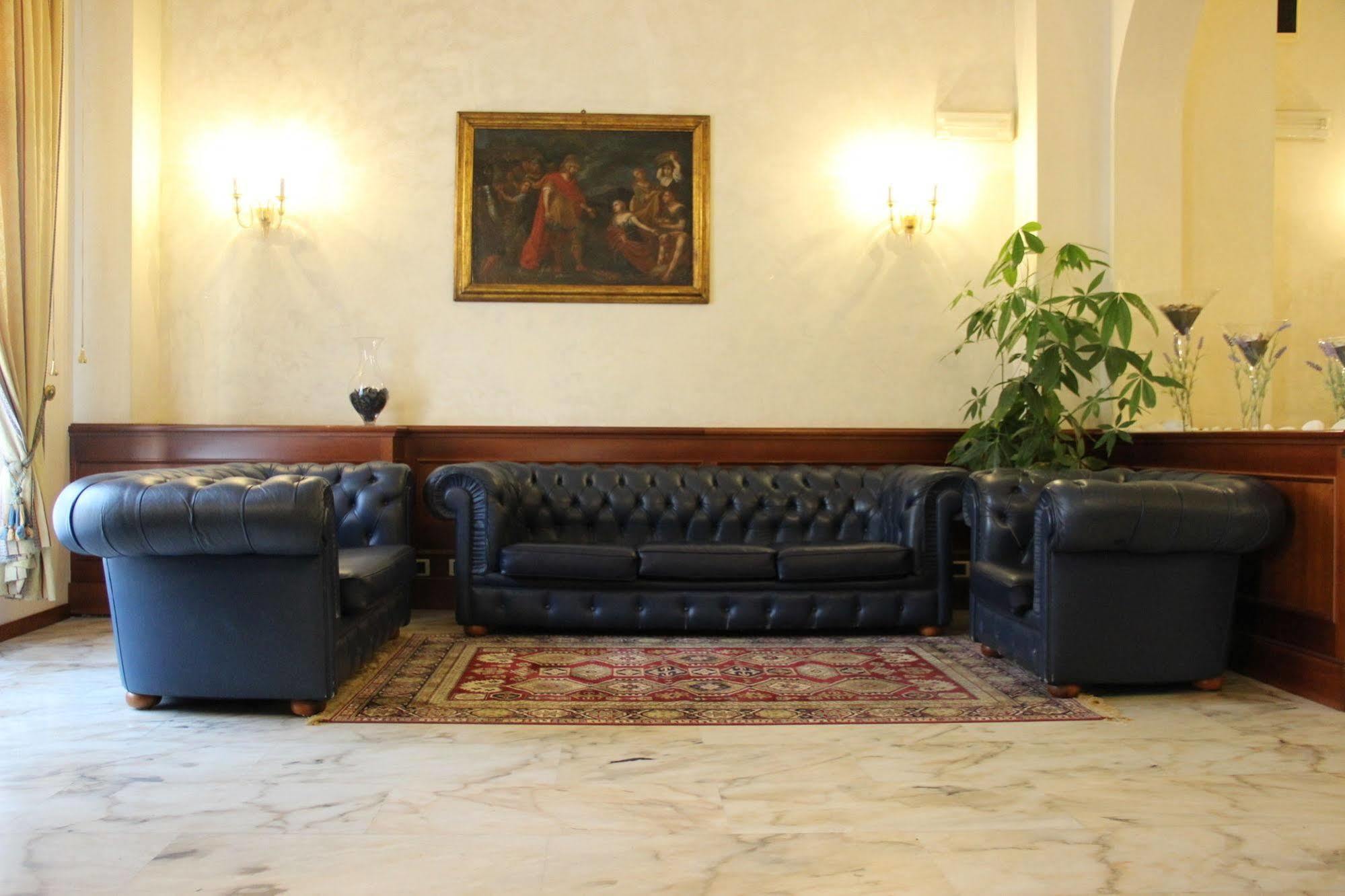 Hotel Posta Cecina (Livorno)