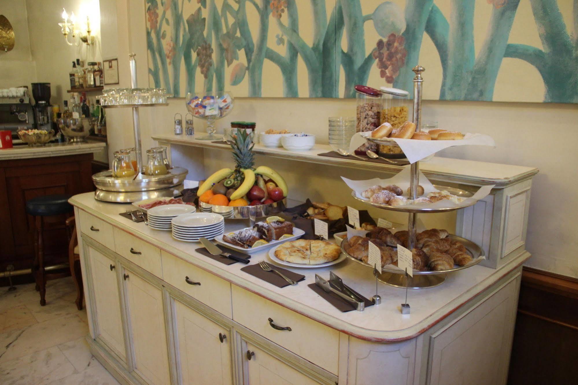 Hotel Posta Cecina (Livorno)